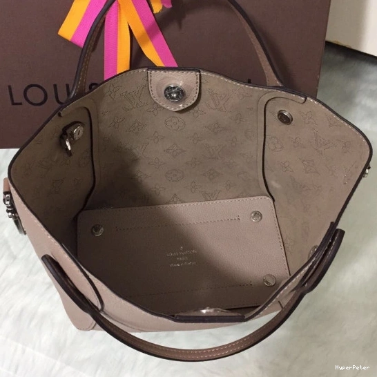 HINA VUITTON LOUIS PM 0823